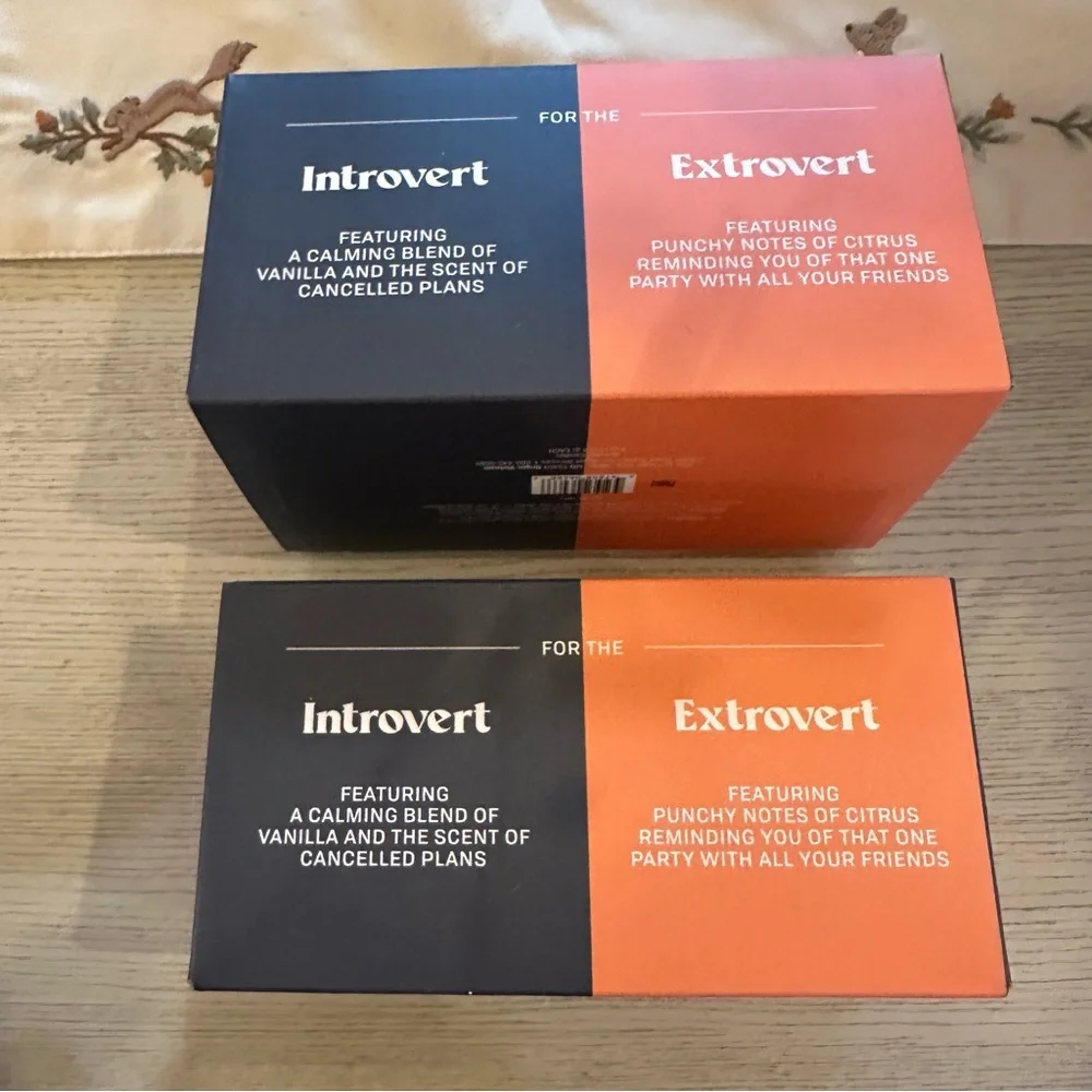 BUNDLE OF TWO SETS - 4 SOY CANDLES Personalities Introvert & Extrovert NEW